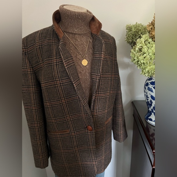HARVE BENARD Vintage Tweed Blazer, size 4 - Picture 4 of 6